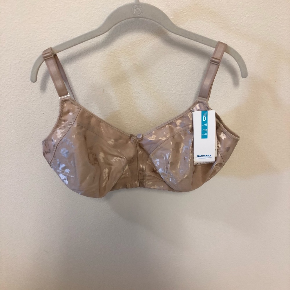 42D Naturana tan bra no underwire